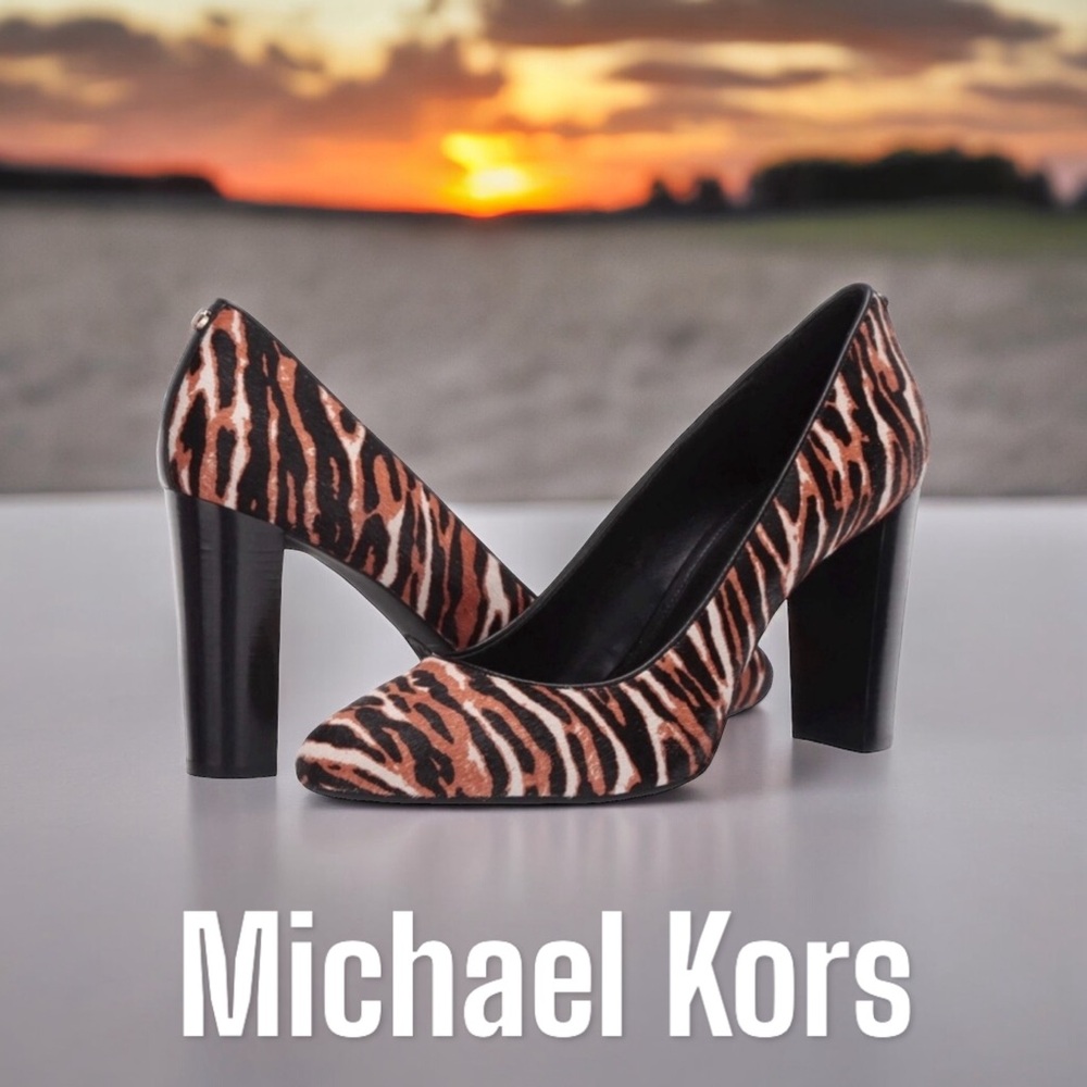Michael Kors Flex Pump Dark Camel Size 8 NWT - Picture 1 of 15